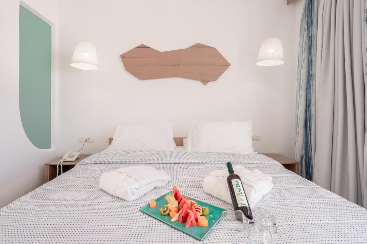 Aloe Hotel - Adults Only ファリラキ エクステリア 写真